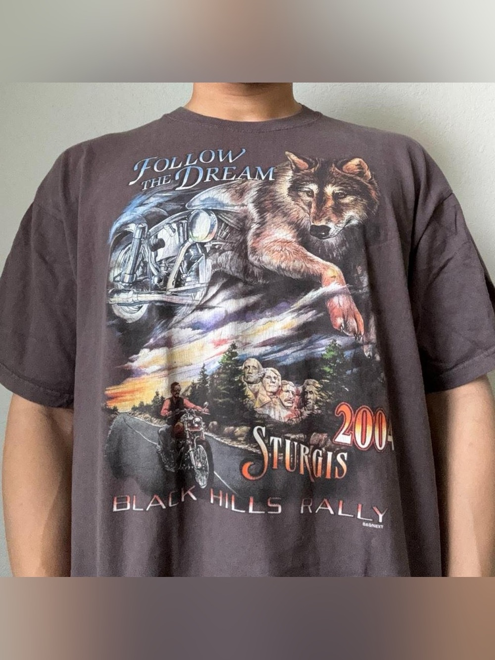 Vintage 2004 Sturgis Black Hills Rally 'Follow the Dream' Graphic Tee Shirt